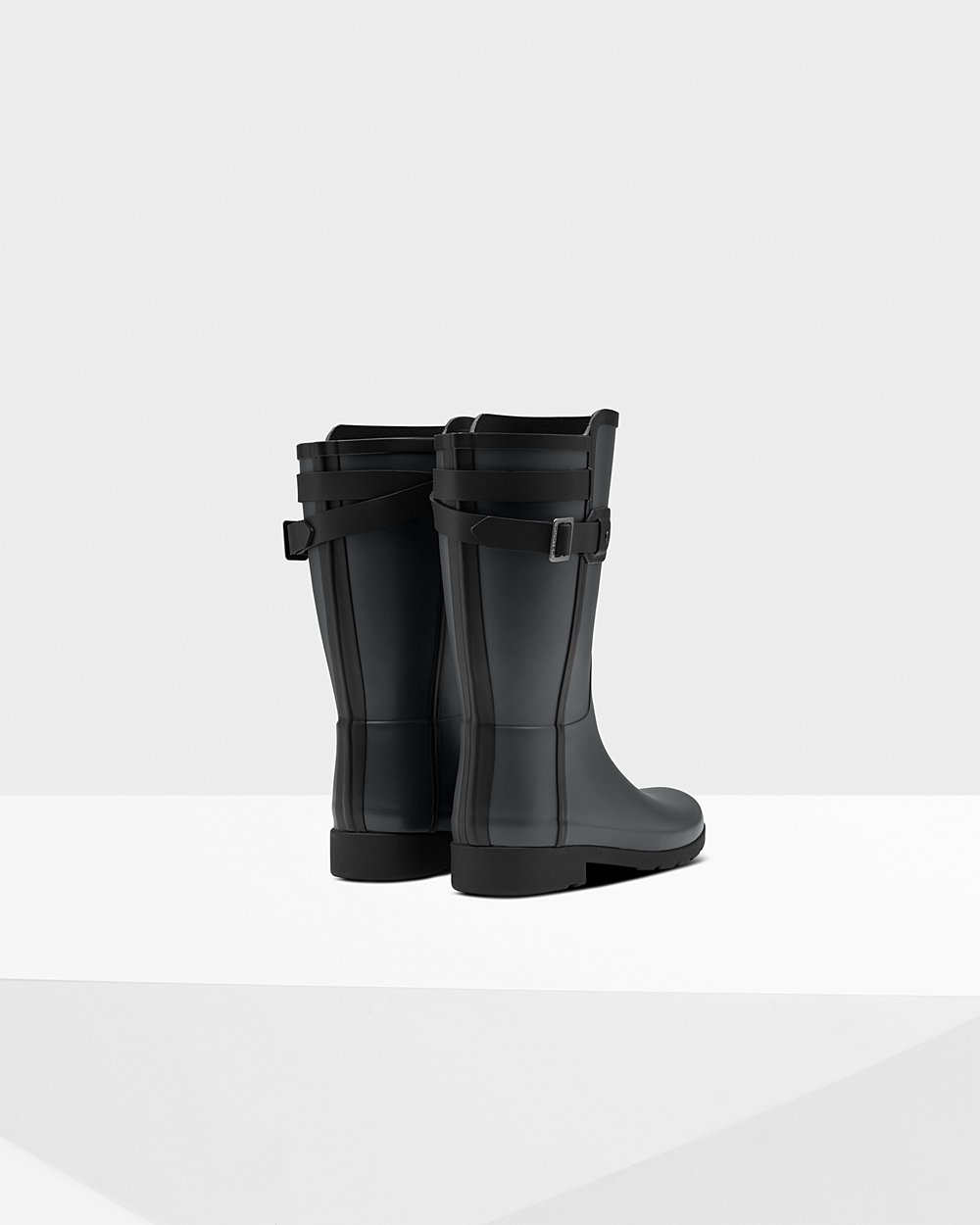 Women Hunter Refined Slim Fit Contrast | Short Rain Boots Black | NZ-54862-HCPU